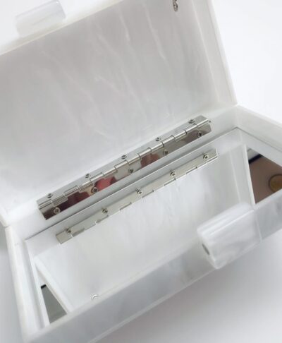 mrs pearl clutch bag